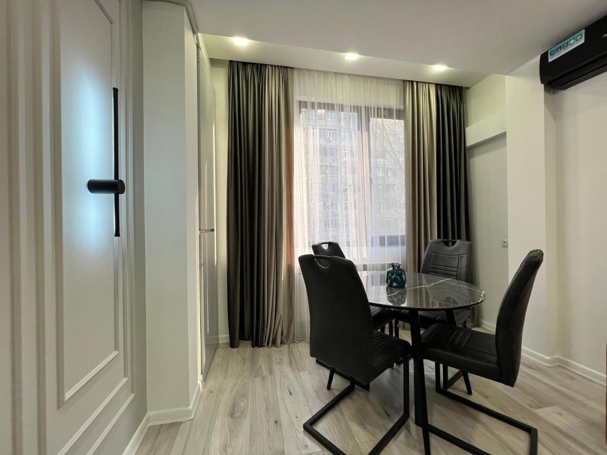 Cozy Apt 3 City Center Jerevan Eksteriør bilde